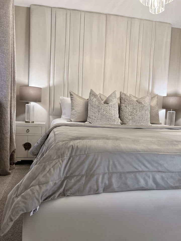 Château Wide Panelled Bedframe