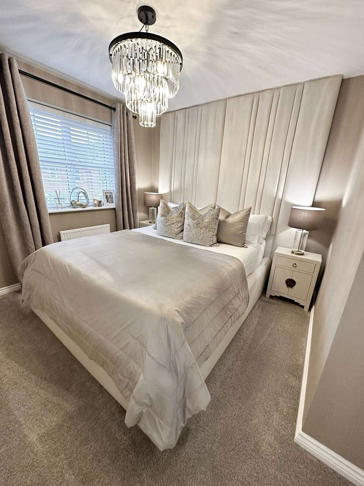Château Wide Panelled Bedframe